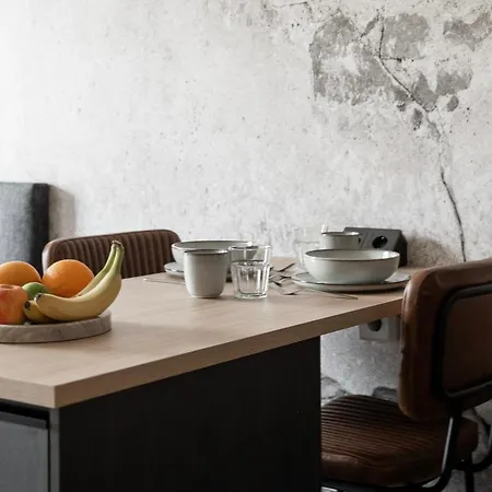 Frans & Frans - And By Uhanda 3* Rauma