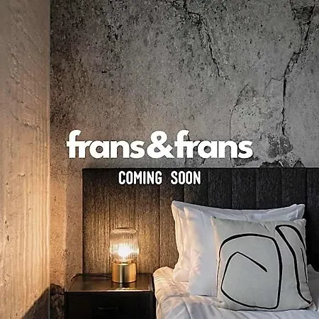 Frans & Frans - And By Uhanda 3*